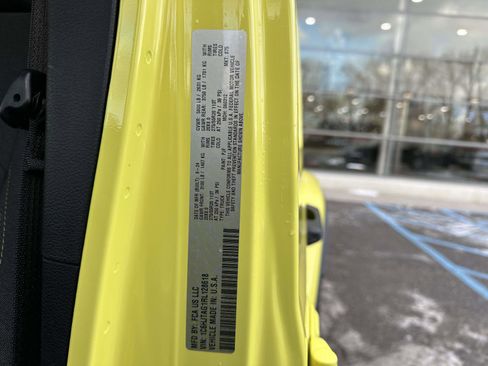 Used 2024 Jeep Gladiator Sport image 18