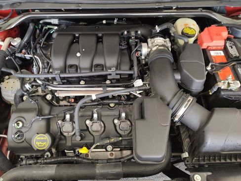 Used 2017 Ford Taurus Limited image 30