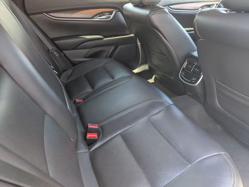 Used 2019 Cadillac XTS Luxury FWD image 13