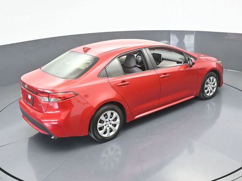 Used 2020 Toyota Corolla LE image 46