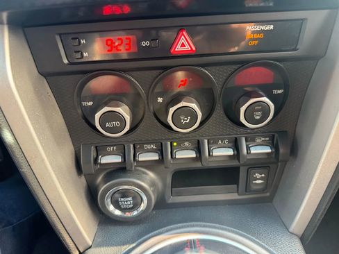 Used 2014 Scion FR-S image 12