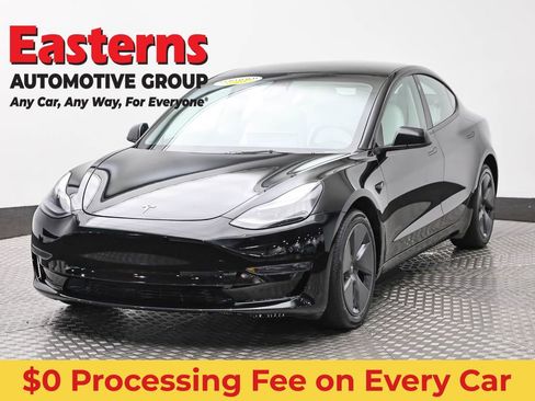 Used 2023 Tesla Model 3 Standard Range RWD image 1