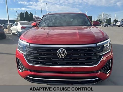 Used 2024 Volkswagen Atlas Cross Sport SEL Premium R-Line AWD/4WD image 8