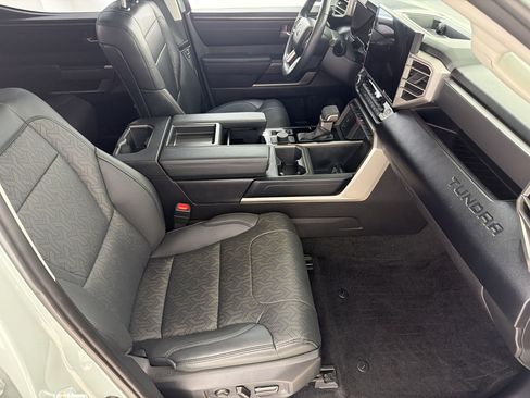Used 2024 Toyota Tundra SR5 w/ SR5 Premium Package AWD/4WD image 23
