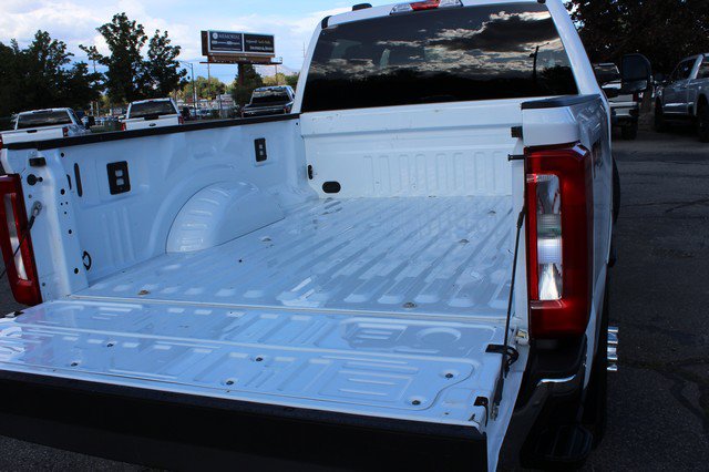 Used 2024 Ford F350 XLT w/ FX4 Off-Road Package AWD/4WD image 11