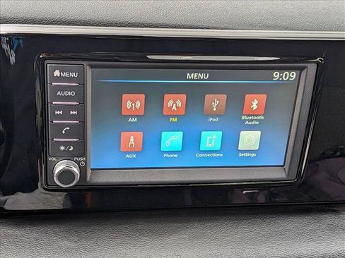 Used 2025 Nissan Kicks S AWD/4WD image 14