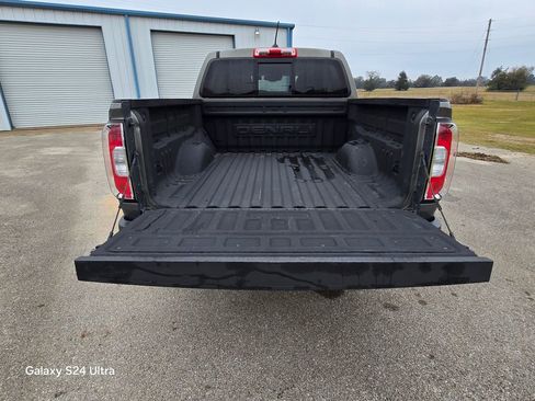 Used 2018 GMC Canyon Denali image 11