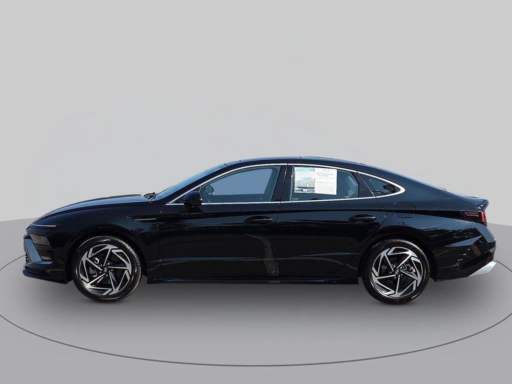 Used 2024 Hyundai Sonata SEL w/ Convenience Package FWD image 6
