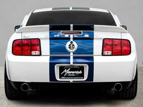 Used 2007 Ford Mustang Shelby GT500 RWD image 9