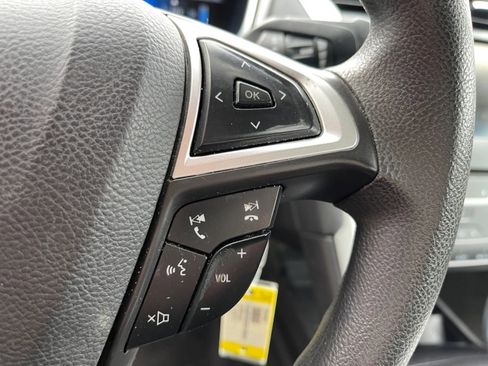 Used 2014 Ford Fusion SE image 18