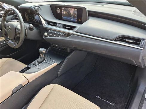 Used 2021 Lexus ES 300h w/ Premium Package FWD image 22