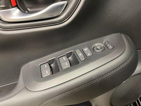 New 2026 Honda HR-V LX image 12