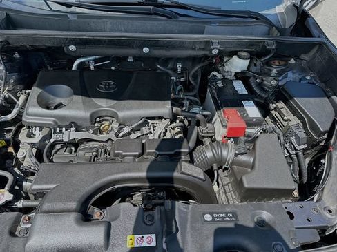 Used 2020 Toyota RAV4 LE w/ All Weather Liner Package AWD/4WD image 29