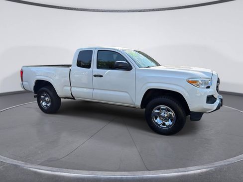 Used 2019 Toyota Tacoma SR RWD image 5