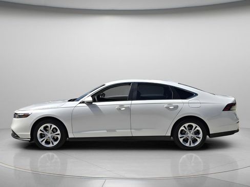 Used 2024 Honda Accord LX image 4