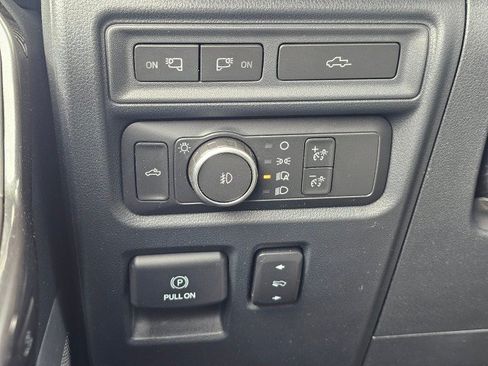Used 2021 Ford F150 Lariat w/ Equipment Group 502A High AWD/4WD image 38