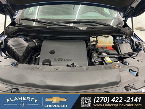 Used 2024 Buick Enclave Essence w/ Experience Buick Package AWD/4WD image 16