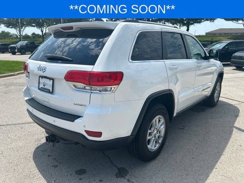 Used 2018 Jeep Grand Cherokee Laredo AWD/4WD image 6