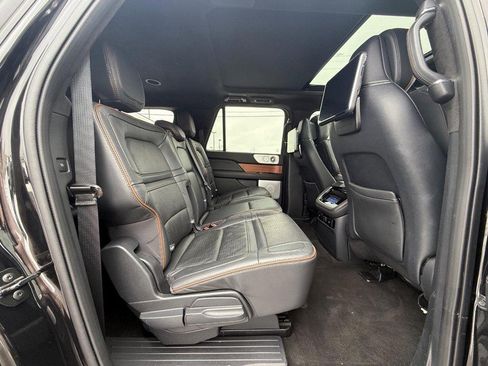 Used 2023 Lincoln Navigator L Black Label image 8
