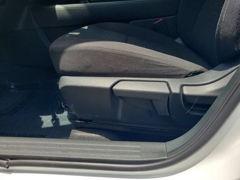 Certified 2025 Nissan Kicks S FWD image 19