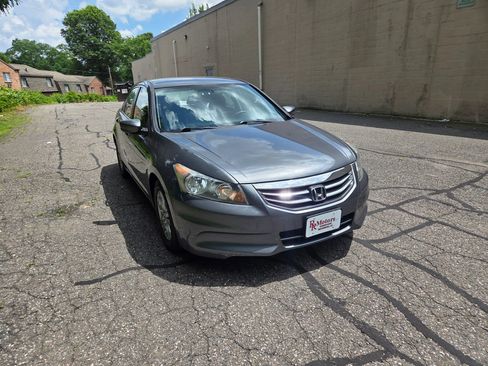 Used 2012 Honda Accord LX image 5