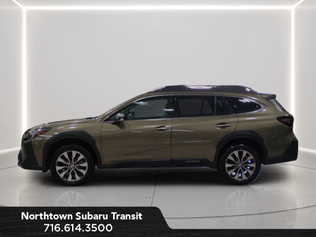 Used 2024 Subaru Outback Touring AWD/4WD image 2