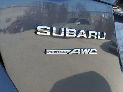 Used 2020 Subaru Outback Premium image 5