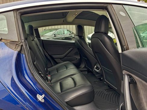 Used 2018 Tesla Model 3 Performance image 20