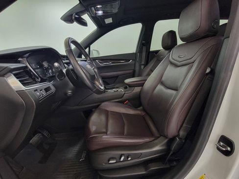 Used 2020 Cadillac XT6 Premium Luxury image 16