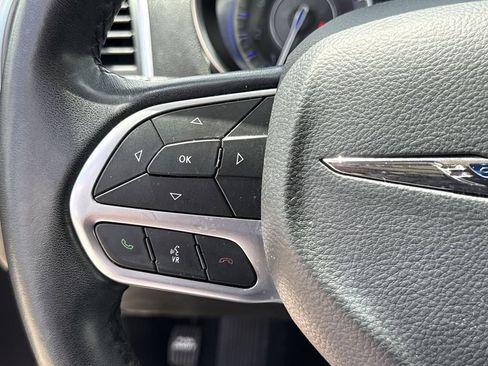 Used 2019 Chrysler 300 Touring L w/ Quick Order Package 22F RWD image 26