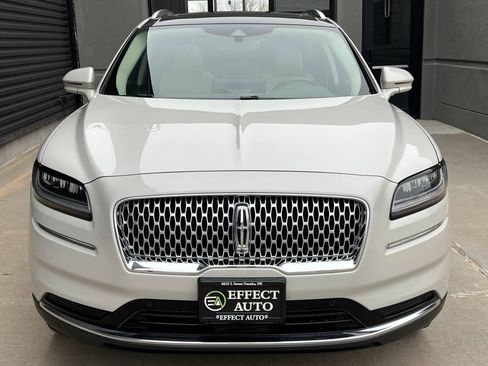 Used 2022 Lincoln Nautilus Reserve w/ Equipment Group 201A AWD/4WD image 4