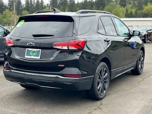 Used 2022 Chevrolet Equinox RS w/ RS Leather Package AWD/4WD image 6