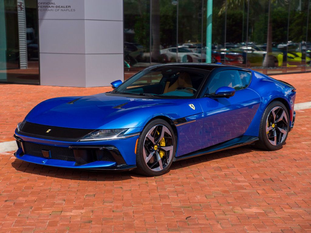 Certified 2025 Ferrari 12Cilindri RWD image 1