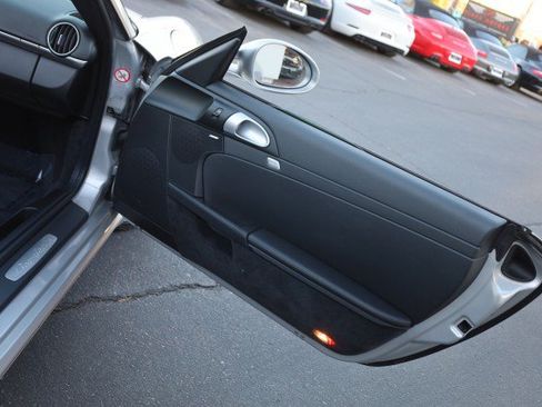 Used 2009 Porsche Boxster S RWD image 39