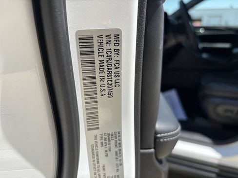 New 2026 Jeep Grand Cherokee Altitude RWD image 22
