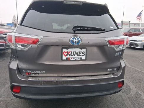 Used 2014 Toyota Highlander Limited Platinum image 7