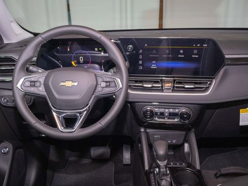 New 2026 Chevrolet TrailBlazer LT w/ Convenience Package image 14