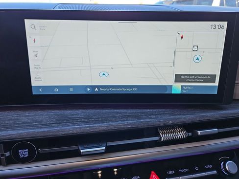 Used 2024 Hyundai Santa Fe Limited image 20