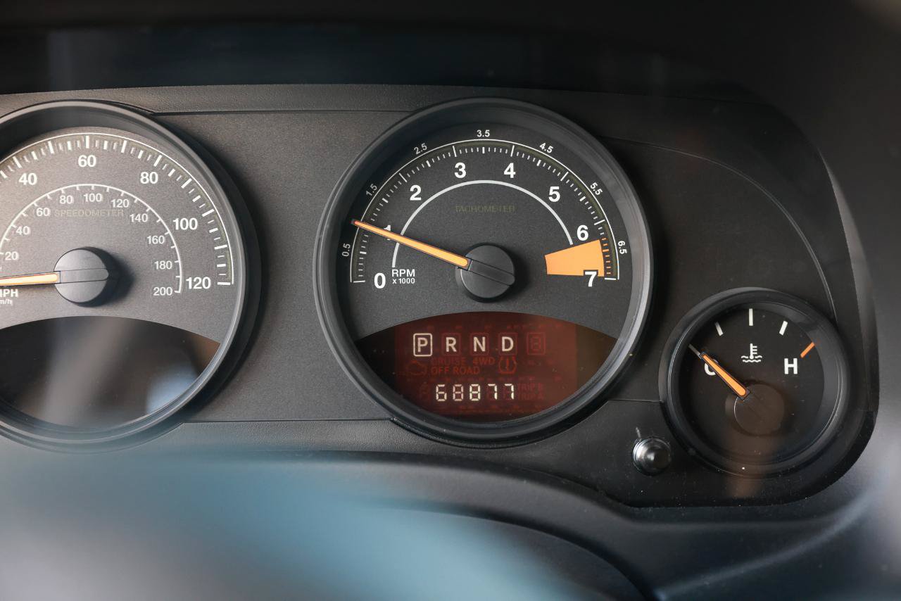 Used 2014 Jeep Compass Sport w/ Power Value Group FWD image 43