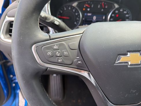 Used 2024 Chevrolet Equinox LT FWD image 18