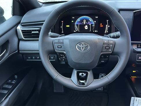 New 2026 Toyota Camry SE image 24