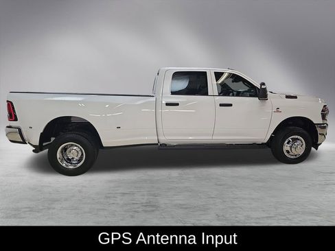 New 2026 RAM 3500 Tradesman image 9