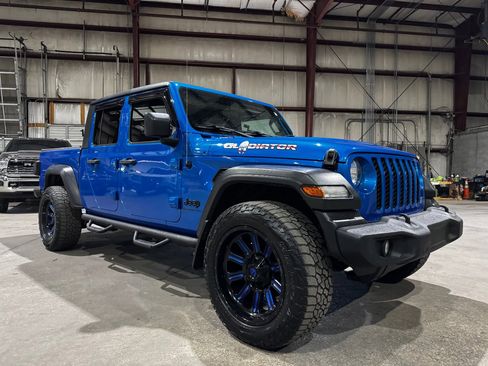 Used 2020 Jeep Gladiator Sport w/ Quick Order Package 24S image 1
