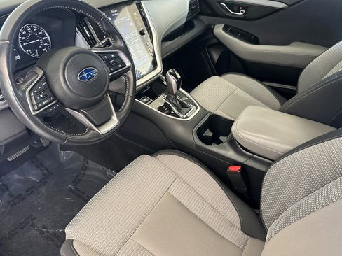 Used 2024 Subaru Outback Premium AWD/4WD image 10