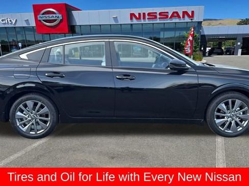 New 2026 Nissan Sentra SL w/ Floor Mat Package image 2