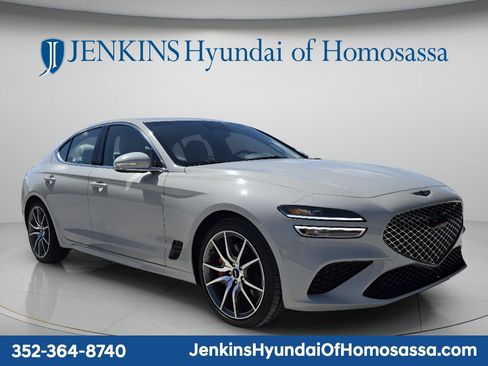 Used 2025 Genesis G70 2.5T RWD image 12