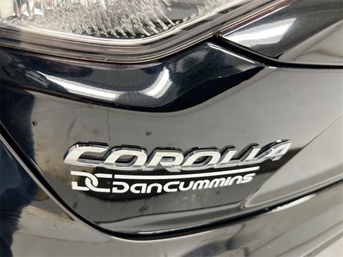 Used 2023 Toyota Corolla SE w/ Carpet Mat Package (TMS) image 27