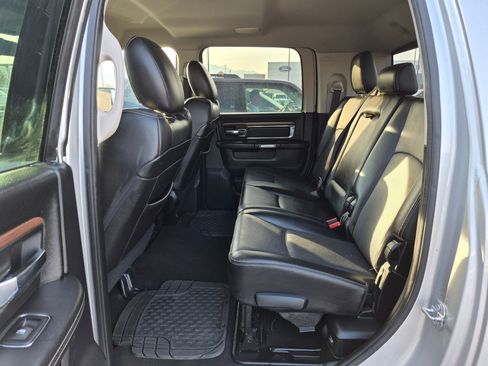 Used 2016 RAM 2500 Laramie w/ Convenience Group AWD/4WD image 27