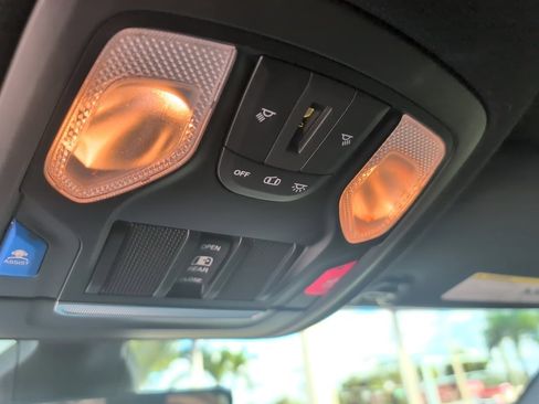 Used 2020 RAM 2500 Big Horn w/ Level 2 Equipment Group image 14