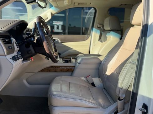 Used 2015 GMC Yukon Denali w/ Touring Package image 11